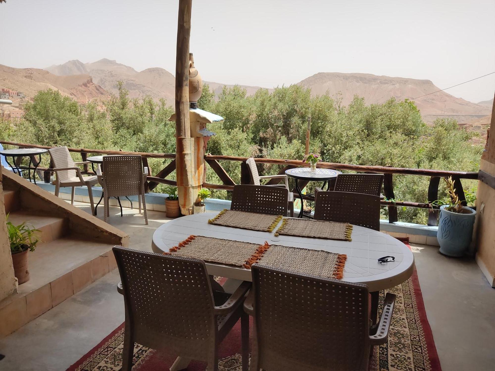 Boumalne Hotel Restaurant Ait Saderat מראה חיצוני תמונה